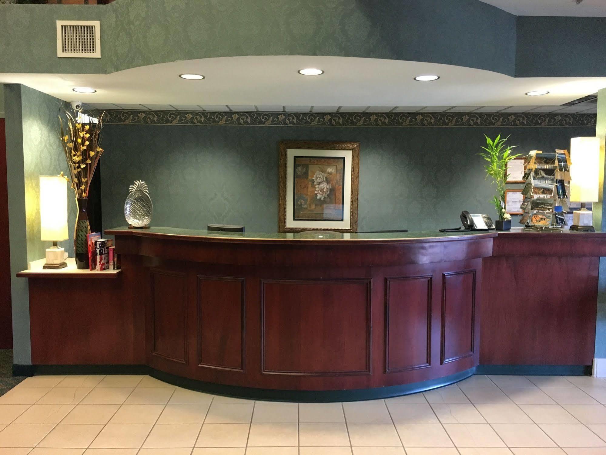 Grand Vista Hotel & Suites Vonore Exterior photo